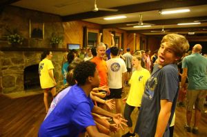 11894032_895816790472793_7944975932776198431_o