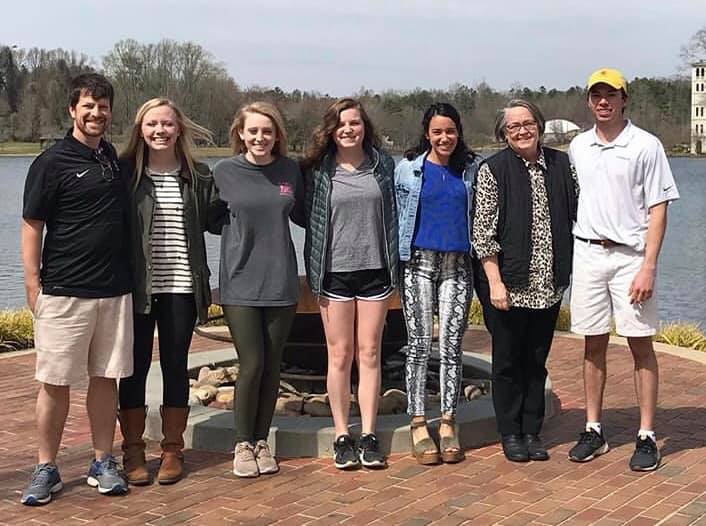 54524925_2159434387444354_4612125122998829056_n