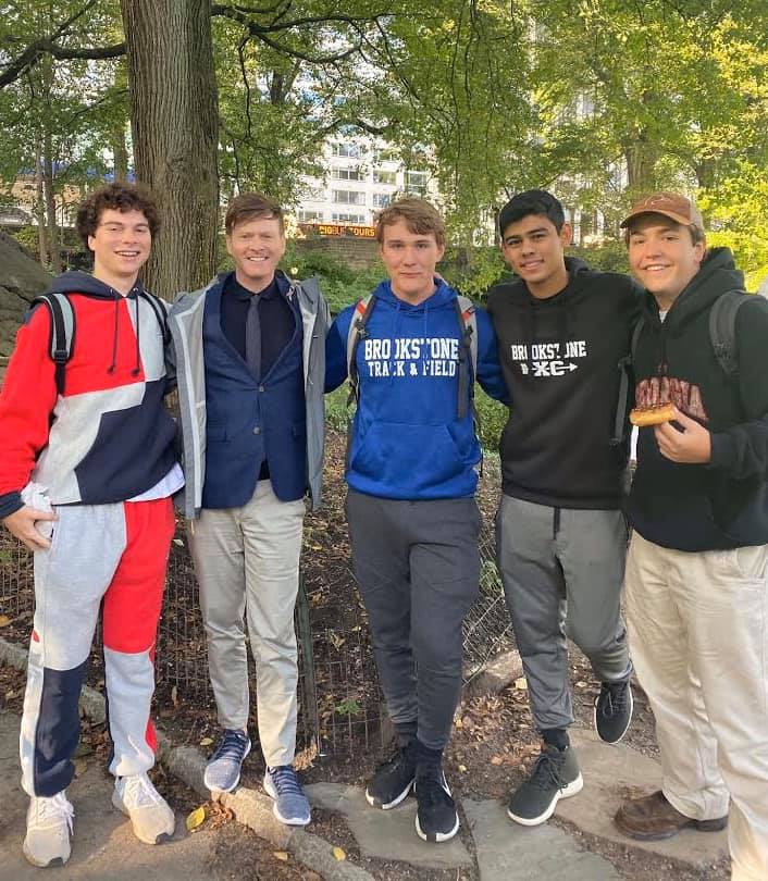 73144053_2501405766580546_1920089735544438784_n