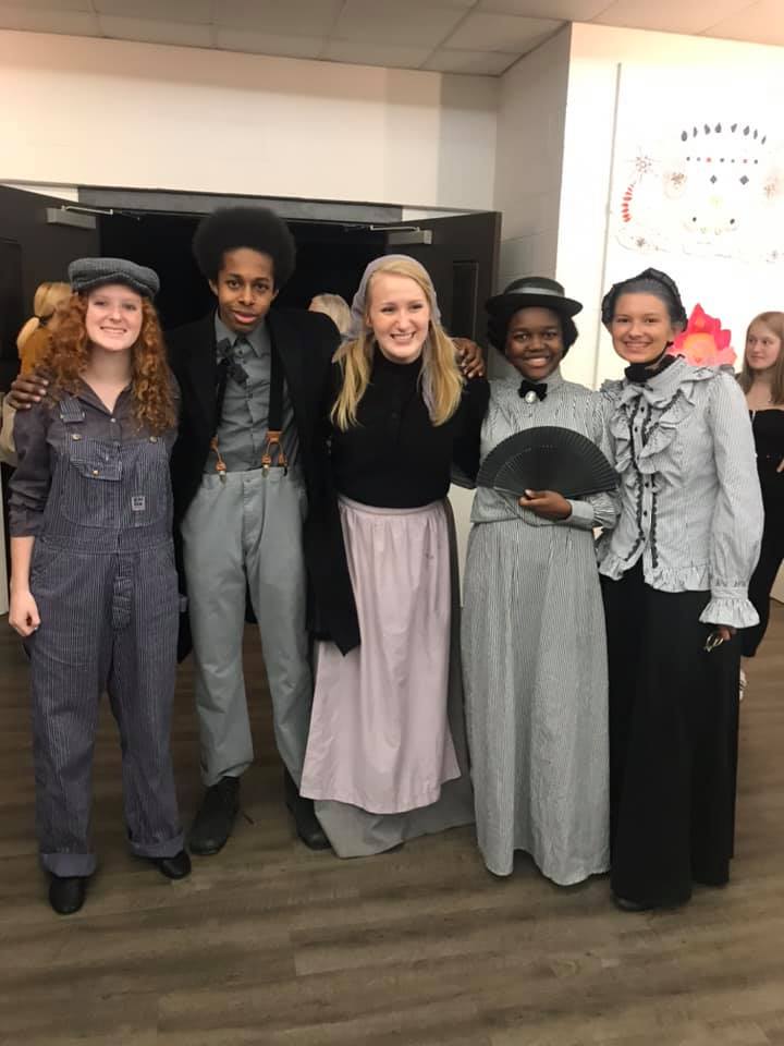 73164053_3027576740600375_2809206763918721024_n