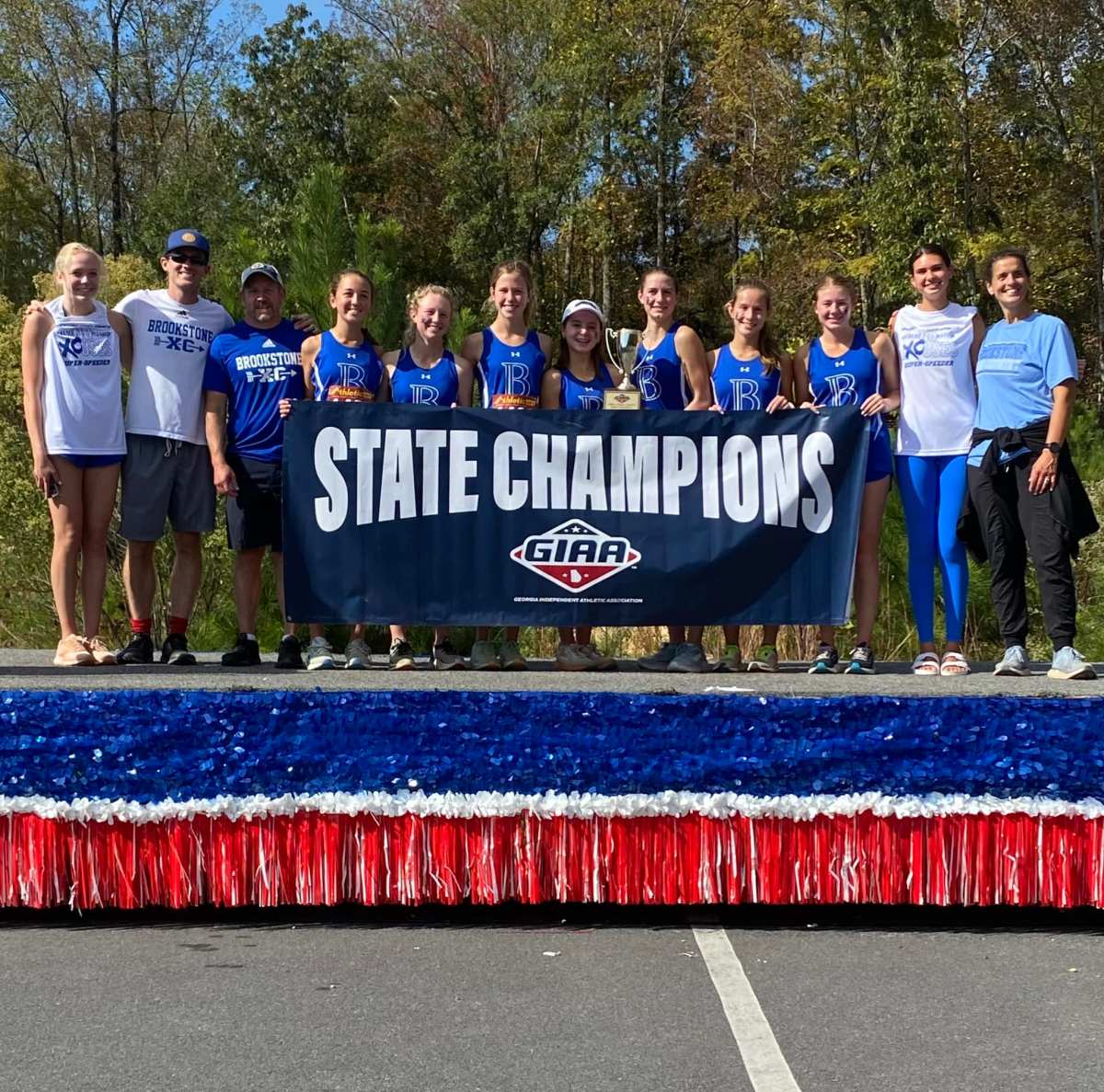 2023 Girls Cross Country State Champs!